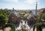 Imagem do Parc Güell pela manhã