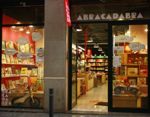 Riqueza cultural na livraria Abracadabra