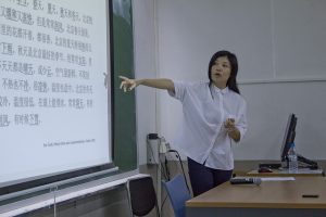 Aula do curso de formação para professores de língua chinesa no Instituto Confucio de Barcelona