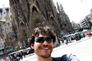 A Sagrada Família é um ótimo lugar para grandes selfies A Sagrada Família é um ótimo lugar para grandes selfies