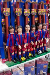 Imagem de marionetes de jogadores do Barça