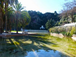 O lago do Parque da Creueta del Coll é o espaço preferido durante o verão O lago do Parque da Creueta del Coll é o espaço preferido durante o verão