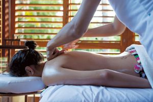 Massagens corporais, depilações e tratamentos faciais: tudo isso pode ser encontrado no Born Massagens corporais, depilações e tratamentos faciais: tudo isso pode ser encontrado no Born