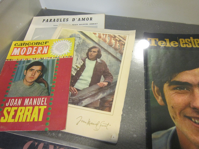 Joan Manuel Serrat, ícone da música na Catalunha Joan Manuel Serrat, ícone da música na Catalunha
