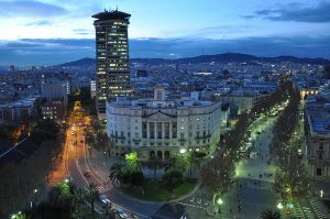 Foram diversas as personalidades que se renderam à magia de Barcelona, e algumas delas dedicaram frases à cidade Foram diversas as personalidades que se renderam à magia de Barcelona, e algumas delas dedicaram frases à cidade