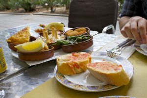 Qual é o seu bar de tapas preferido de Barceloneta? Qual é o seu bar de tapas preferido de Barceloneta?