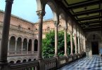 Guia de universidades públicas em Barcelona destacadas na educação